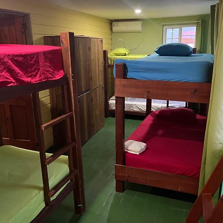 Hostal Cay 巴斯蒂门多斯 外观 照片